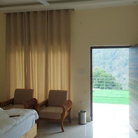 Hotel Anandam Phata Bagian luar foto